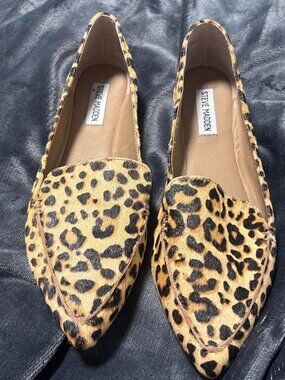 Steve Madden Leopard Print Textured Flats